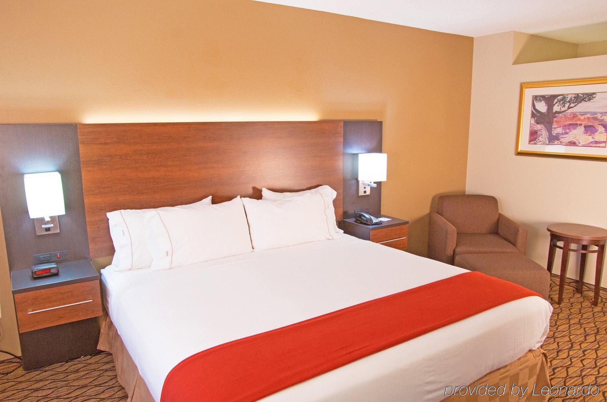 Hotel Express & Grand Canyon By Ihg